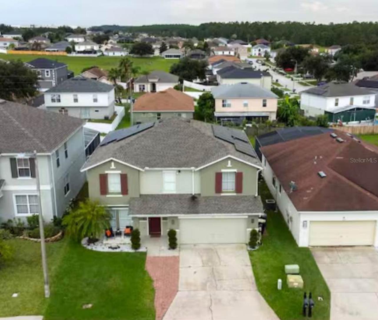 ? Welcome to 502 Canna Drive in Davenport, FL!
This spacious rental offers comfort, convenience, and a great location close to all that Central Florida. Featuring an open layout with plenty of natural light, this home is perfect for everyday living and entertaining. The kitchen provides ample cabinet and counter space, while the bedrooms are generously sized for relaxation and privacy.
Enjoy the convenience of being minutes away from shopping, dining, major highways, and world-famous attractions. With a private backyard and a quiet neighborhood setting, this property is ready for you to call home.
Convenient Davenport location | Spacious layout | Close to shopping, schools & attractions