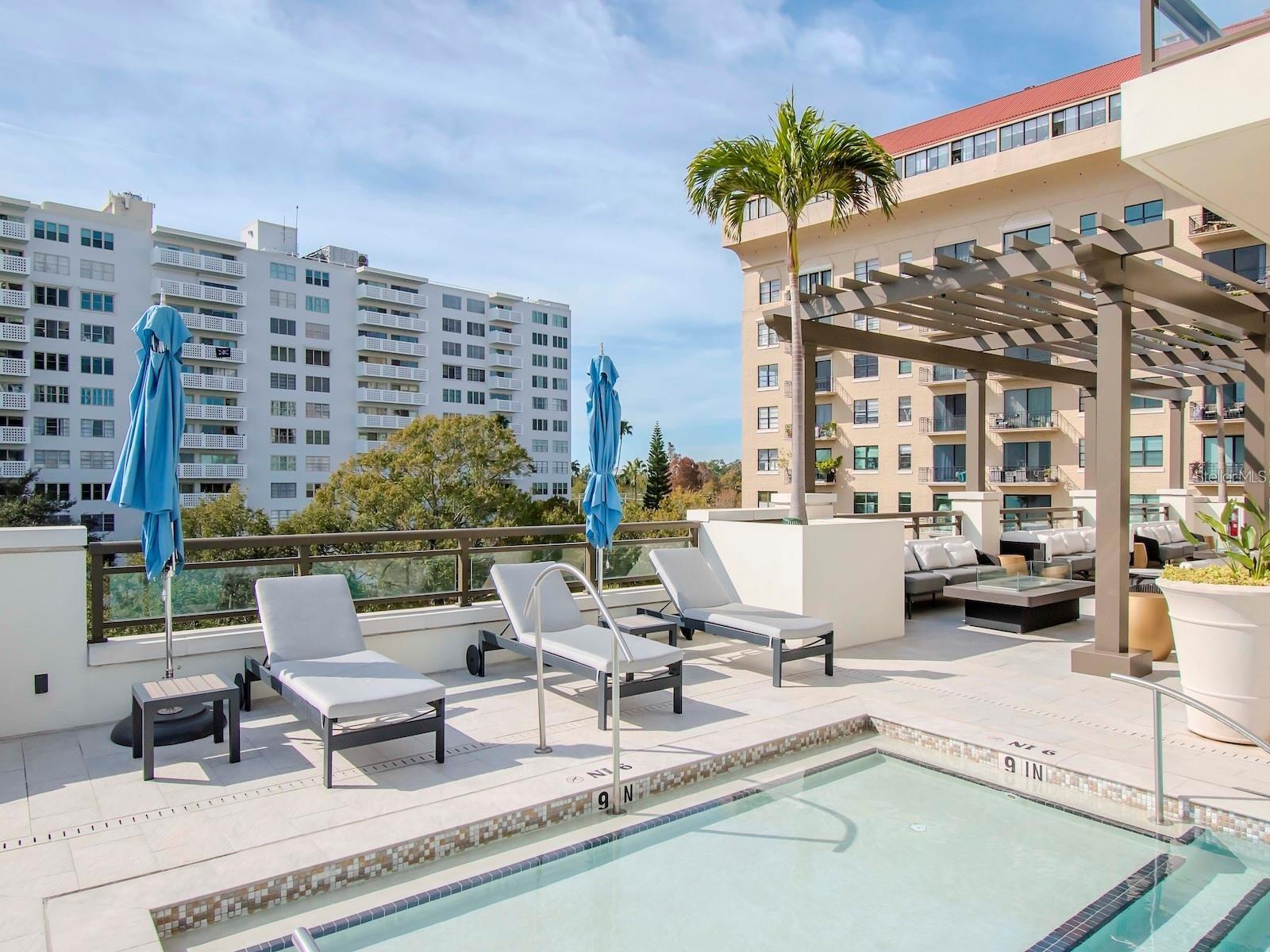 HYDE PARK HOUSE - Residential Lease