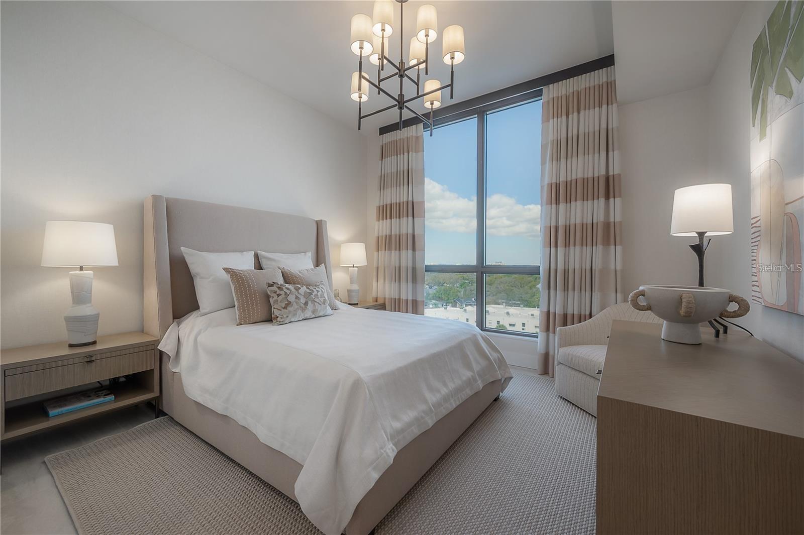 HYDE PARK HOUSE - Residential Lease
