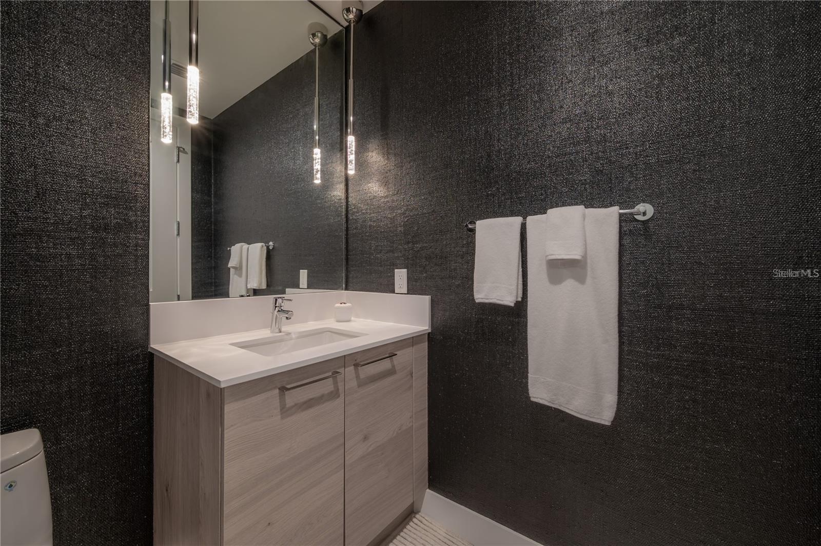 HYDE PARK HOUSE - Residential Lease