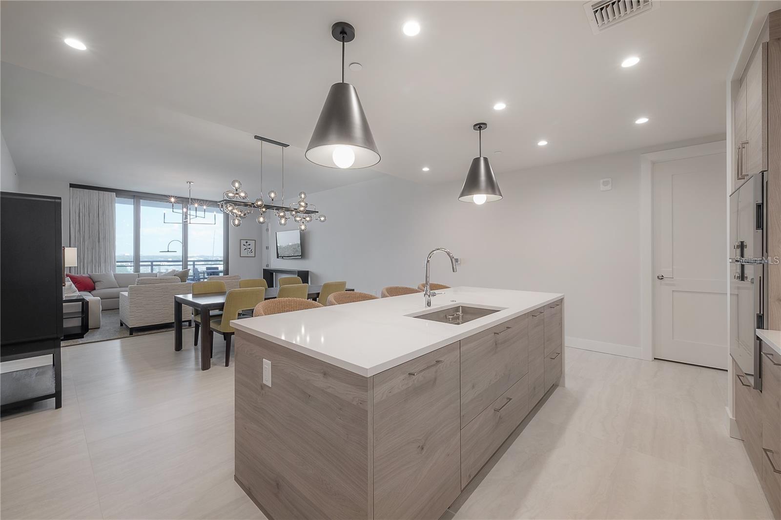 HYDE PARK HOUSE - Residential Lease