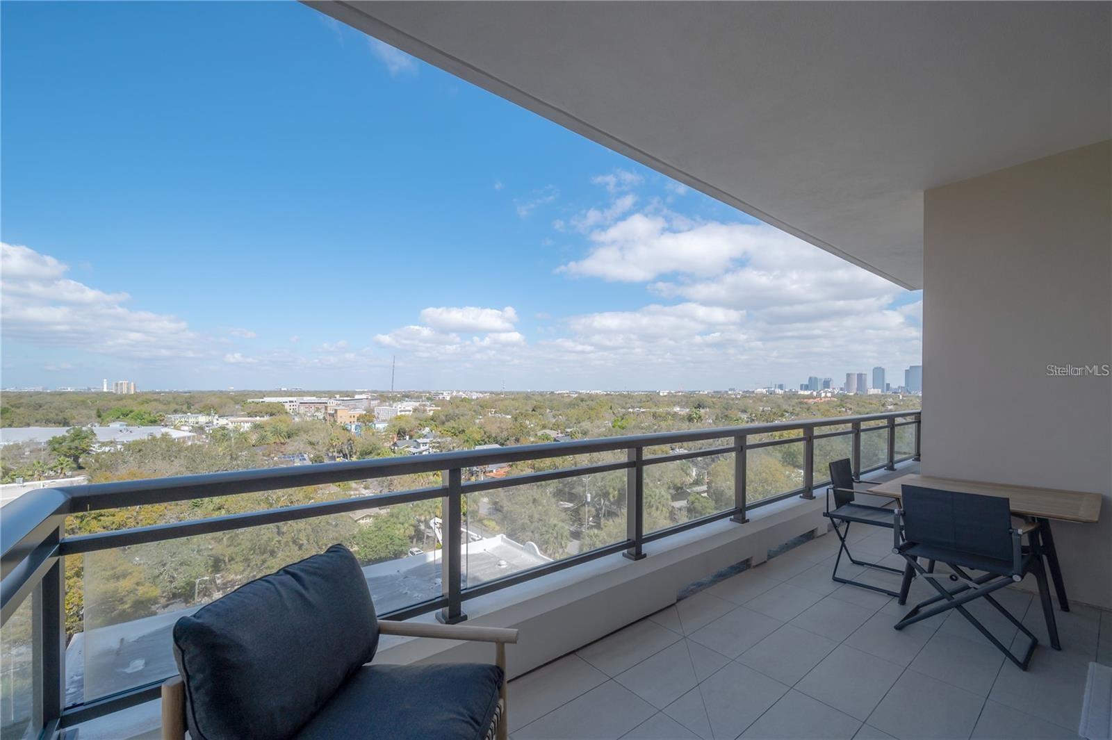HYDE PARK HOUSE - Residential Lease