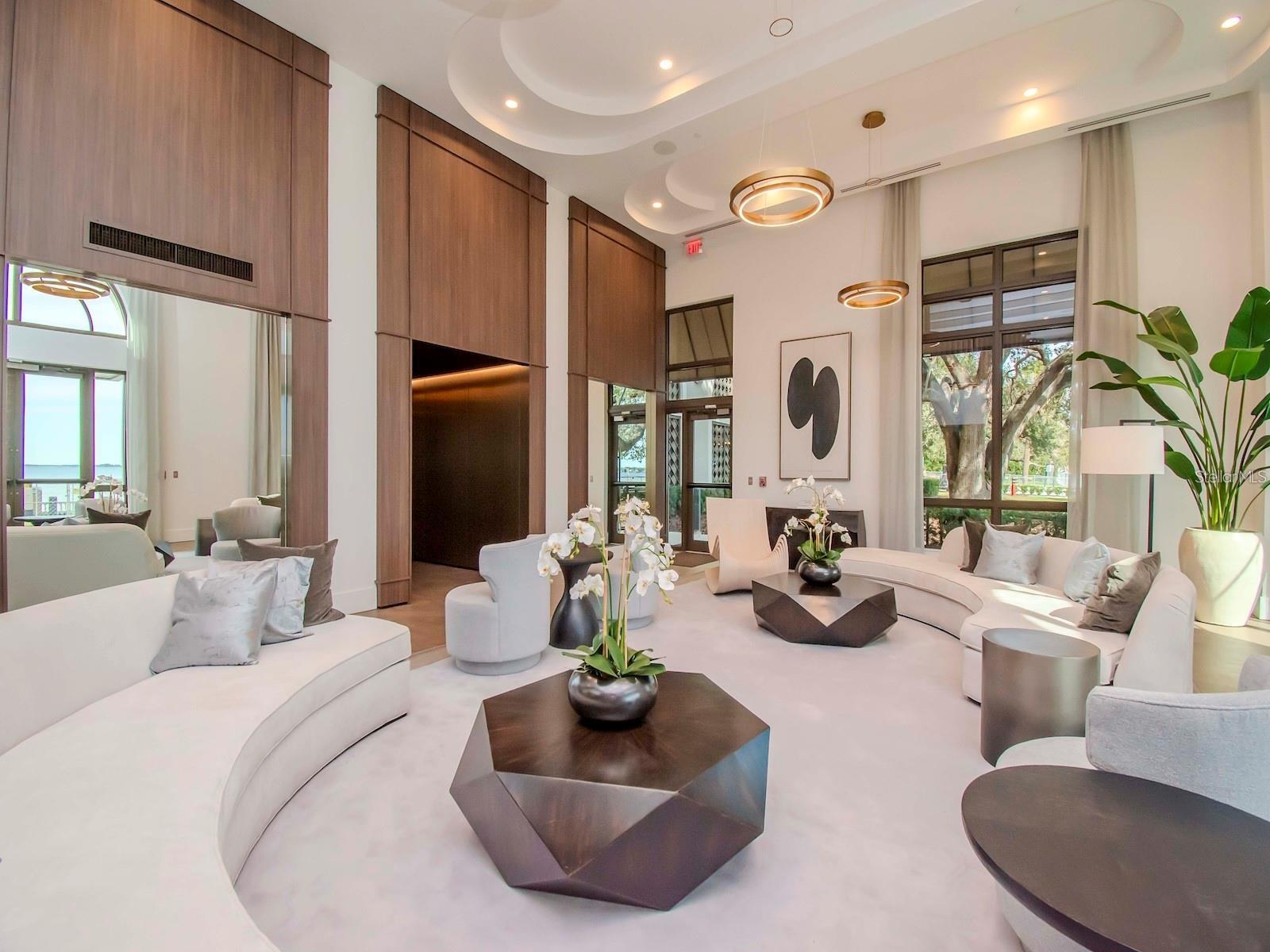 HYDE PARK HOUSE - Residential Lease