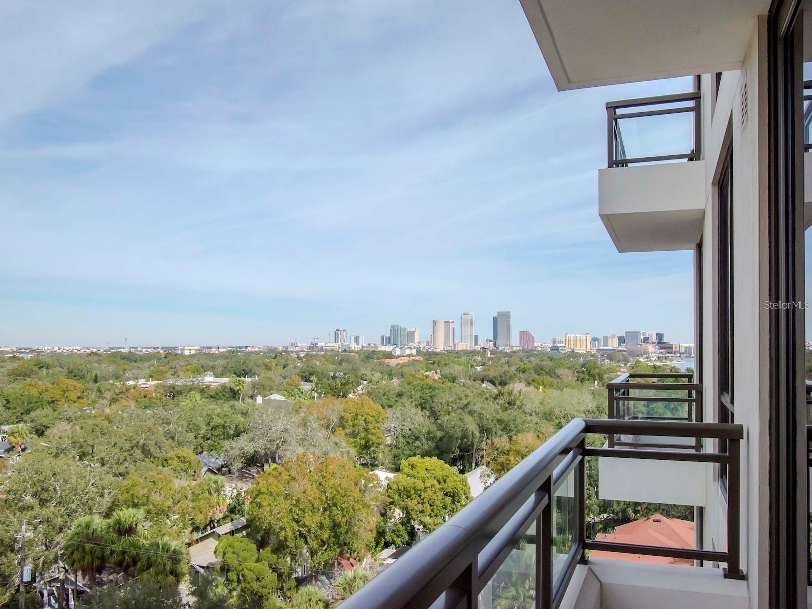 HYDE PARK HOUSE - Residential Lease