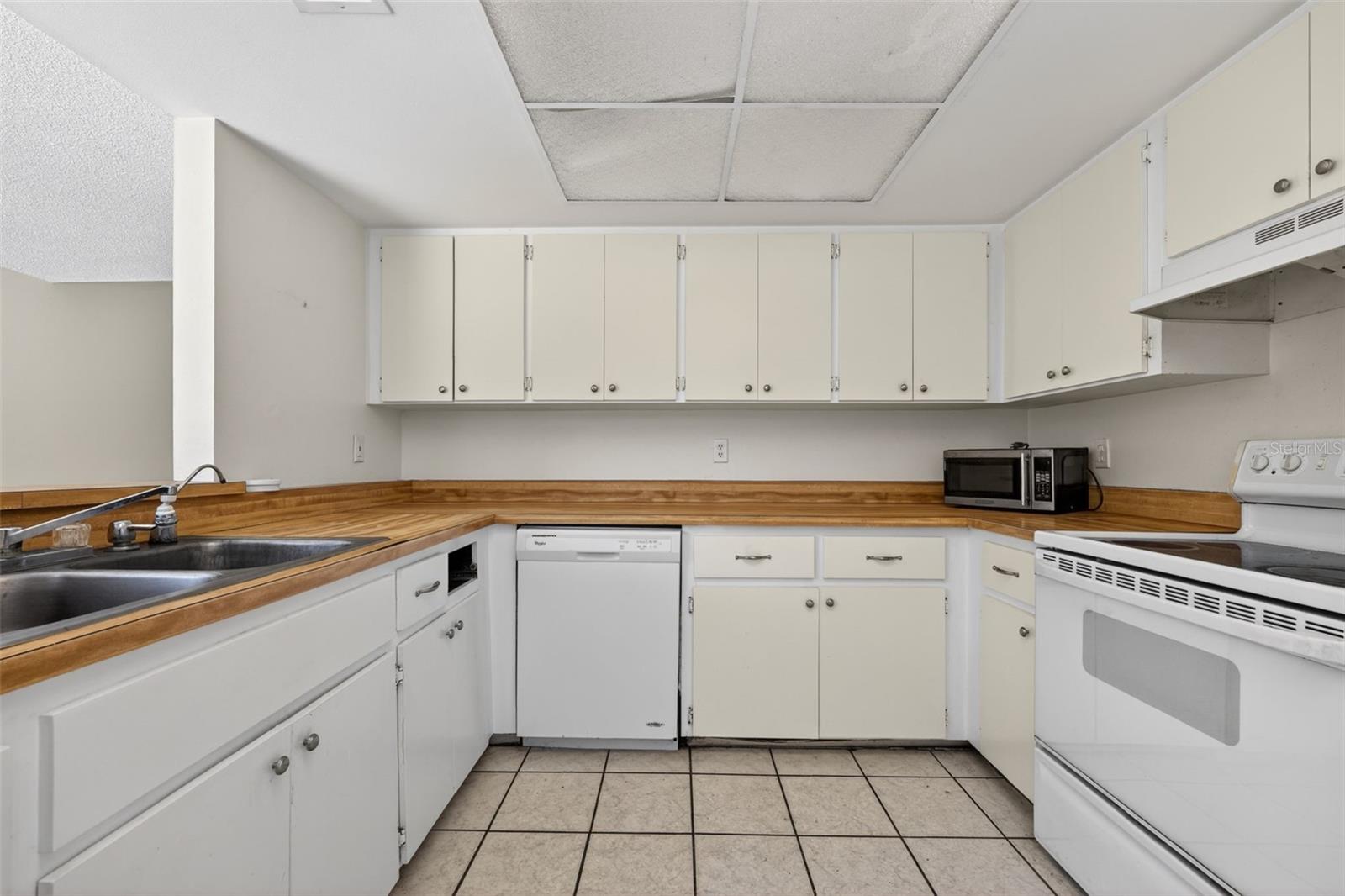 MYAKKA VALLEY RANCHES - Residential