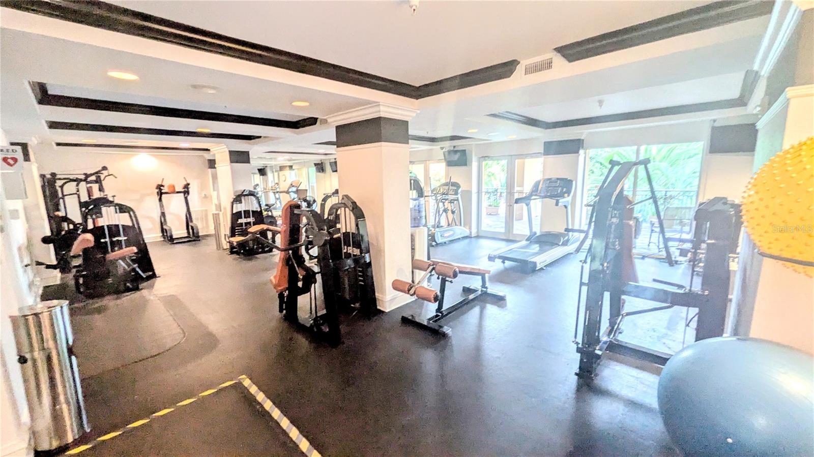 BROADWAY PROMENADE - Residential Lease