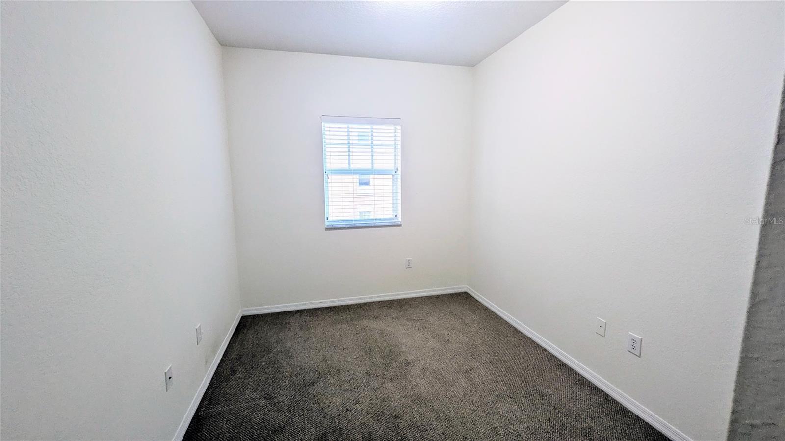 BROADWAY PROMENADE - Residential Lease