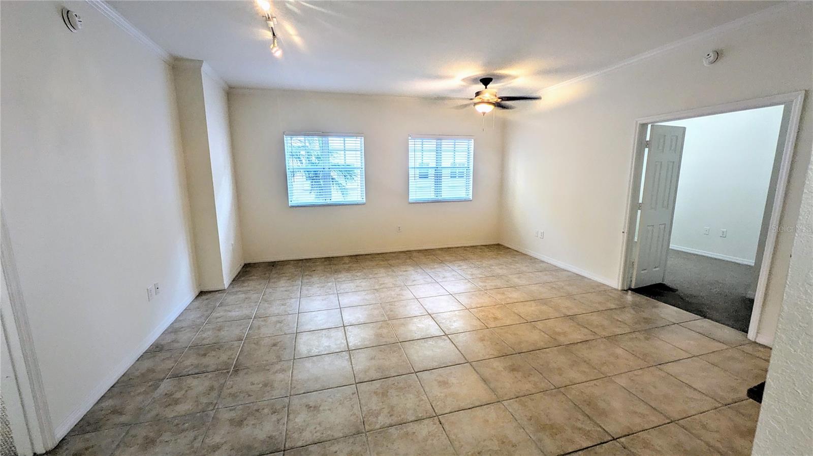 BROADWAY PROMENADE - Residential Lease