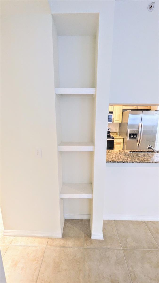 BROADWAY PROMENADE - Residential Lease