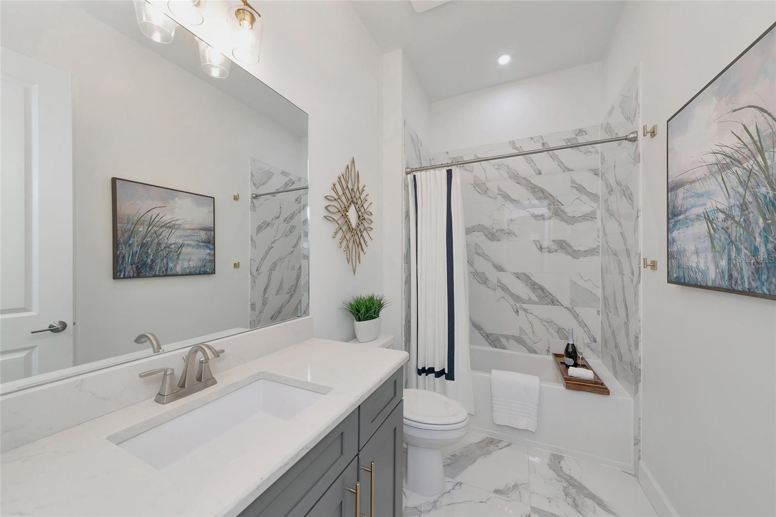 AZARIO ESPLANADE - Residential