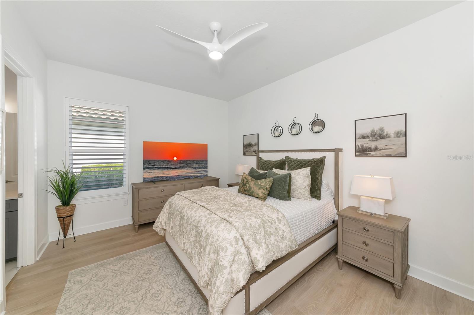 AZARIO ESPLANADE - Residential