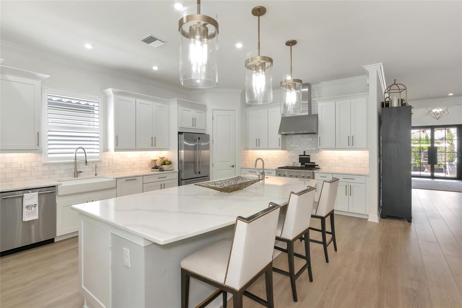 AZARIO ESPLANADE - Residential