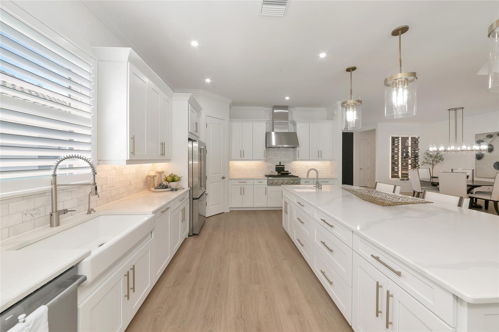 AZARIO ESPLANADE - Residential