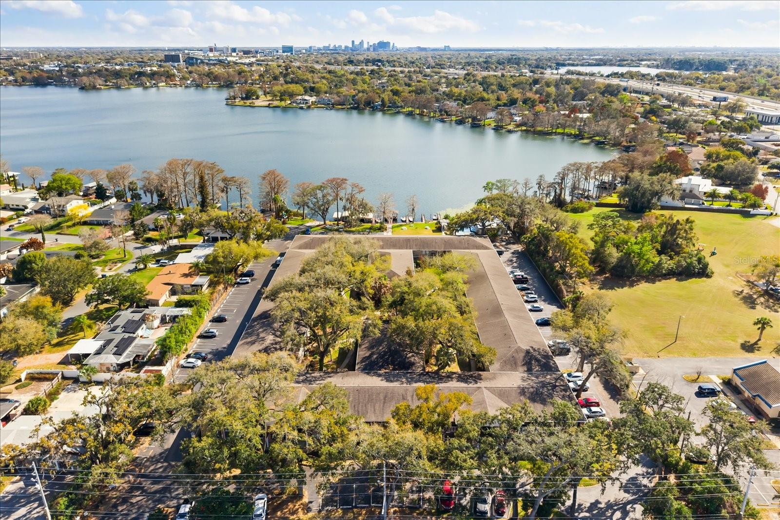 LAKESIDE MANOR APTS CONDO - Residential