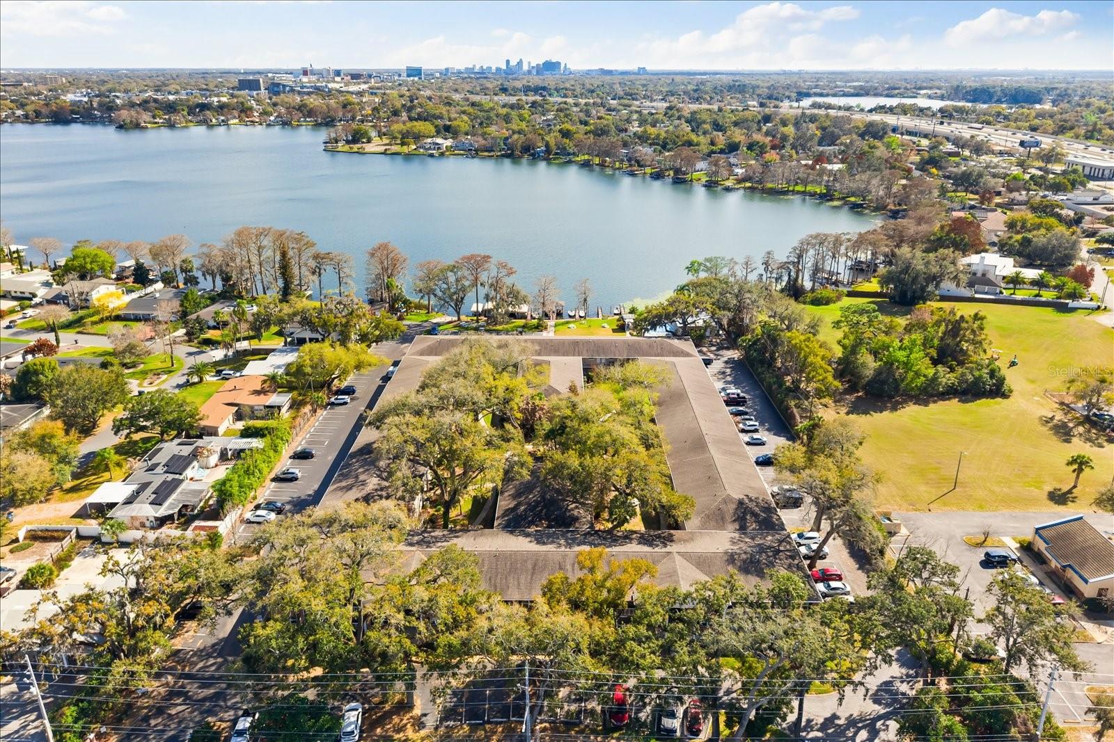 LAKESIDE MANOR APTS CONDO - Residential