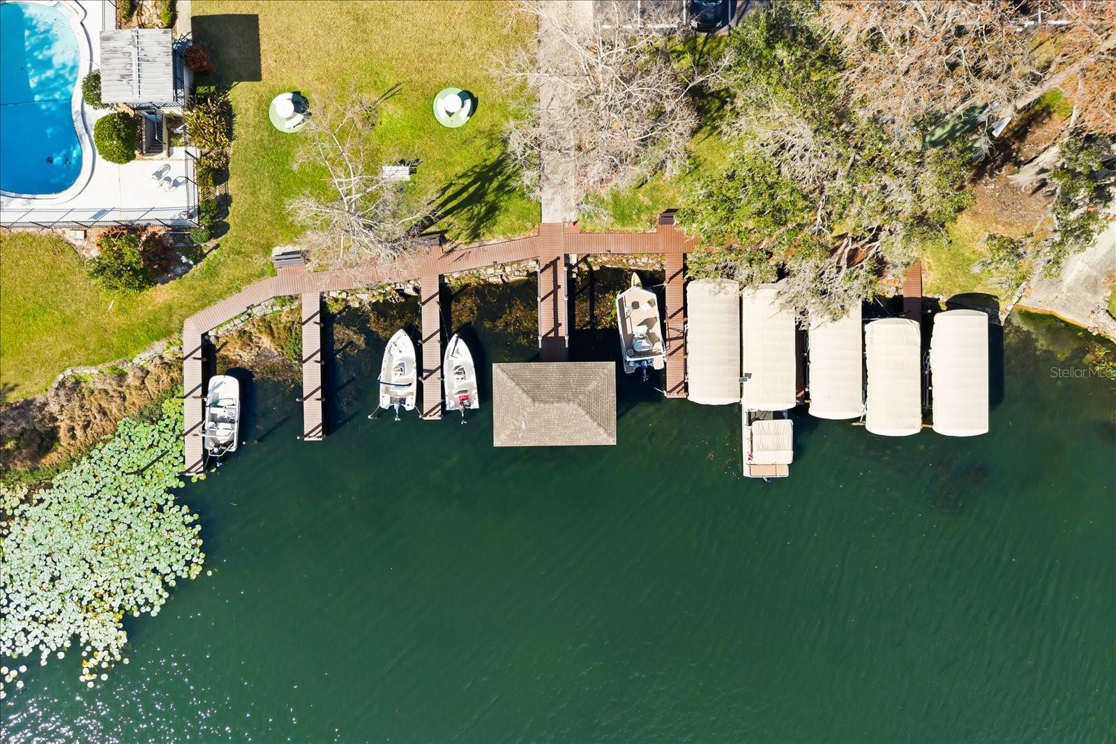 LAKESIDE MANOR APTS CONDO - Residential