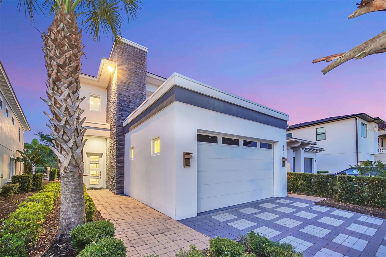 885 DESERT MOUNTAIN COURT