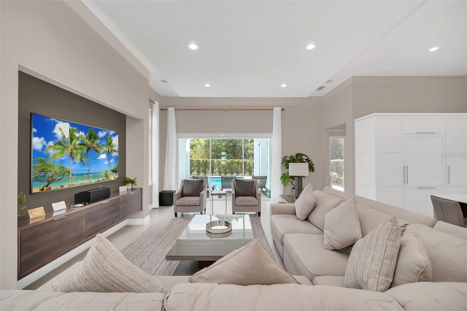 885 DESERT MOUNTAIN COURT