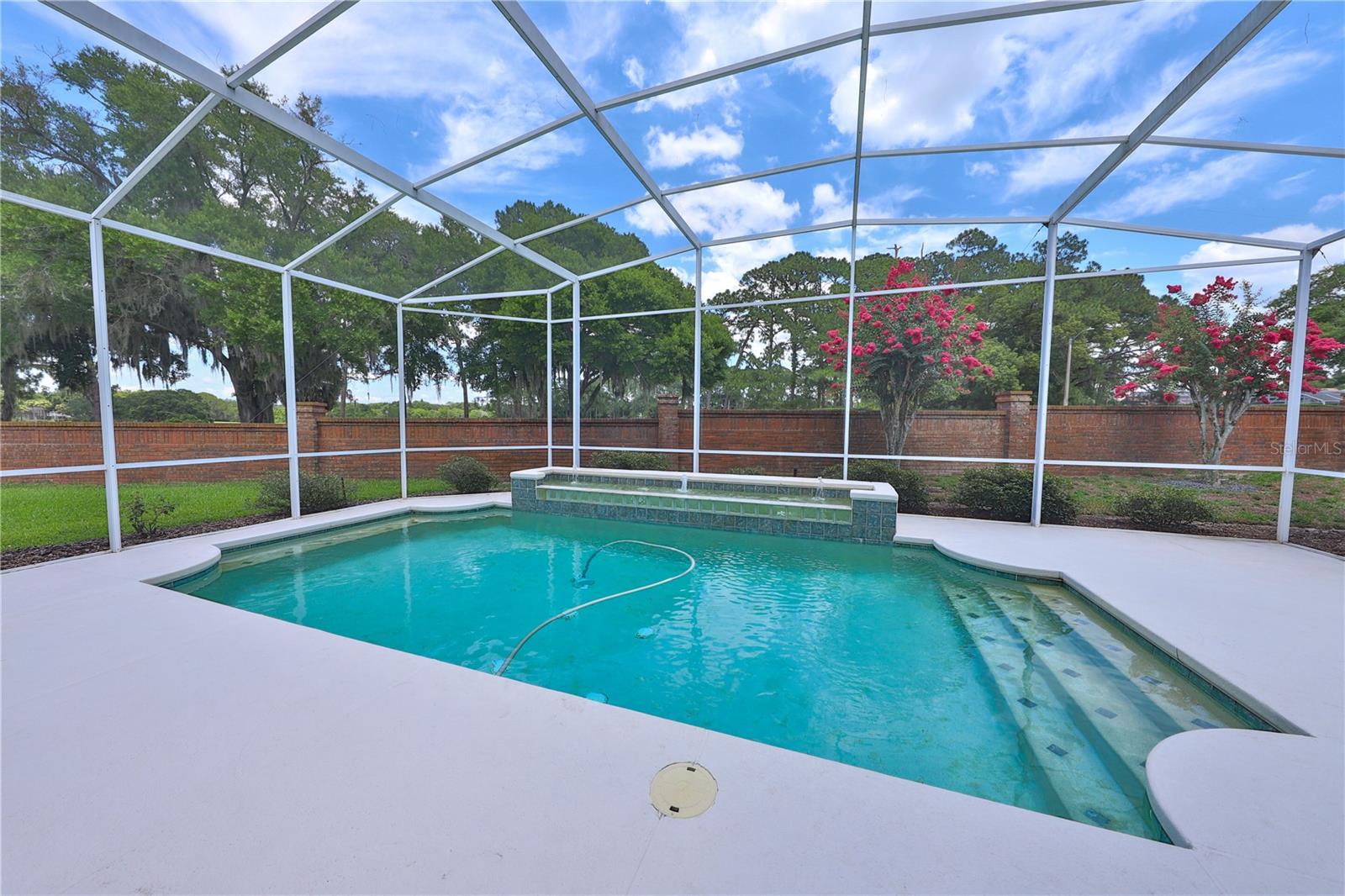 204 QUAIL TRAIL COURT
