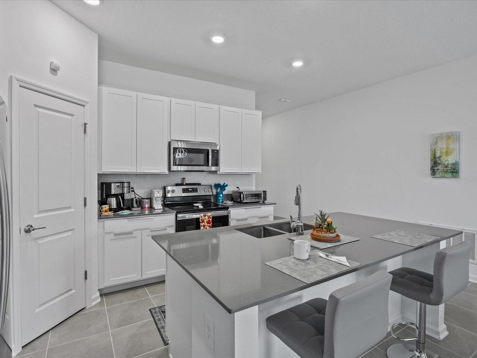 ASTONIA NORTH - Residential