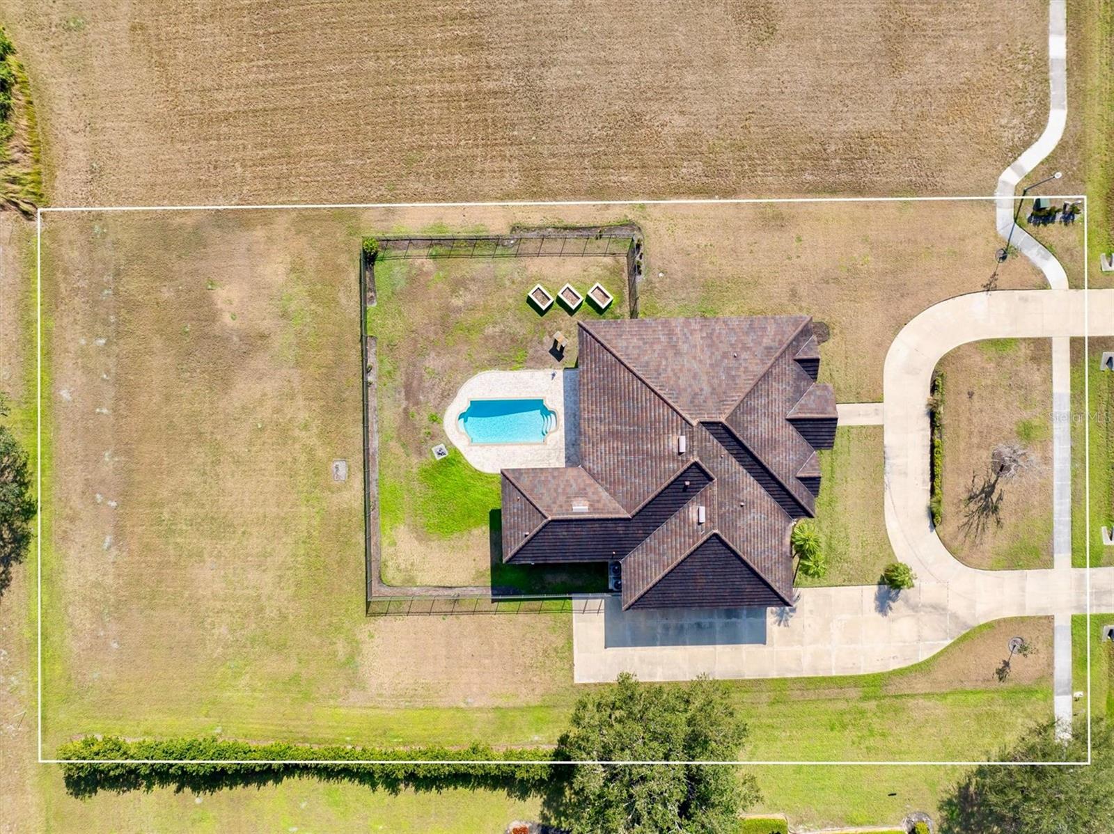 3310 TWIN RIVERS TRAIL