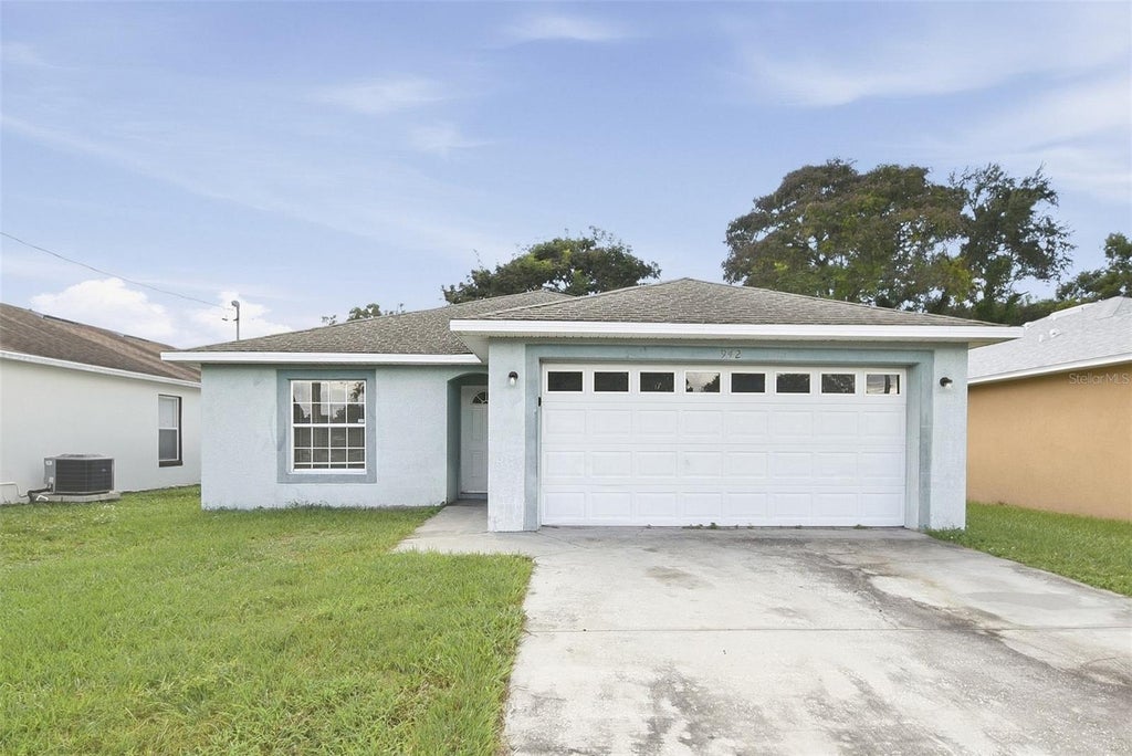 Photo of 942 Willie Mays Parkway, Orlando, FL 32811 (MLS # TB8553200)