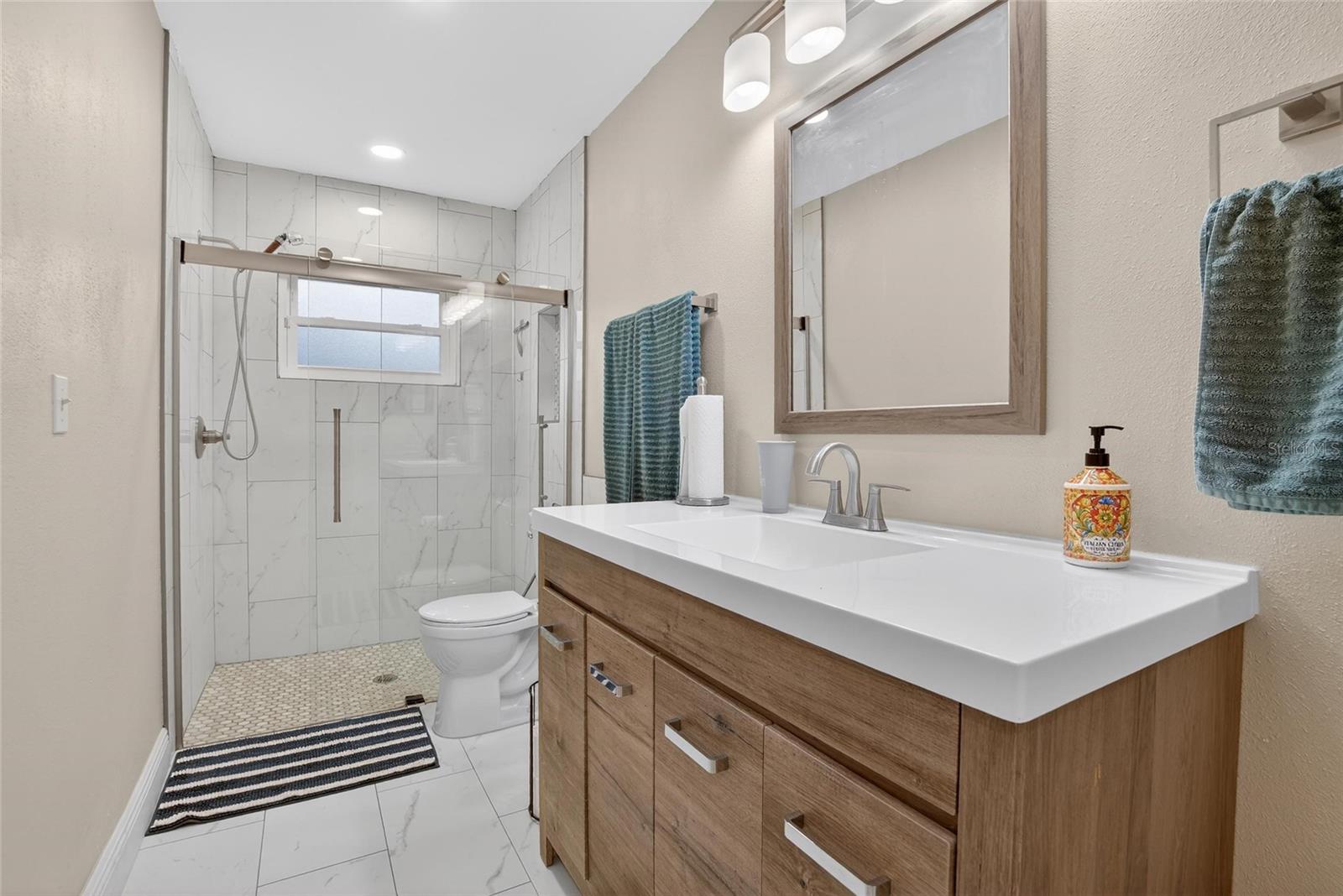 BARRINGTON OAKS EAST - Residential