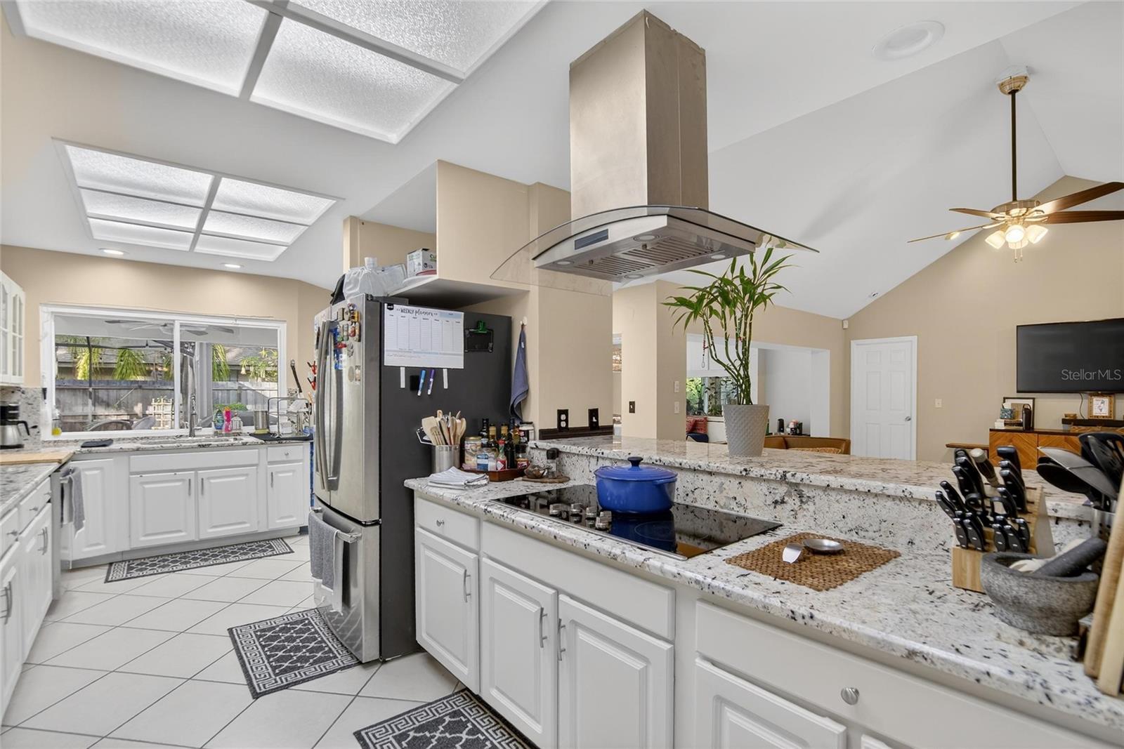 BARRINGTON OAKS EAST - Residential