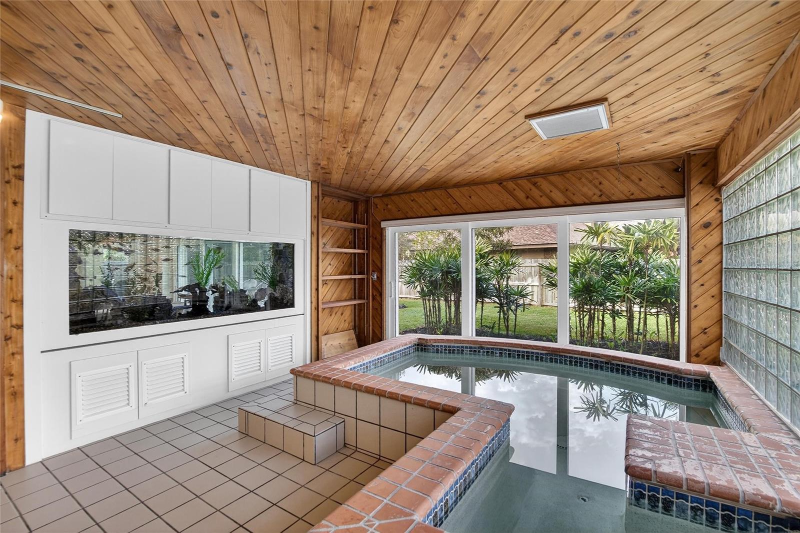 BARRINGTON OAKS EAST - Residential