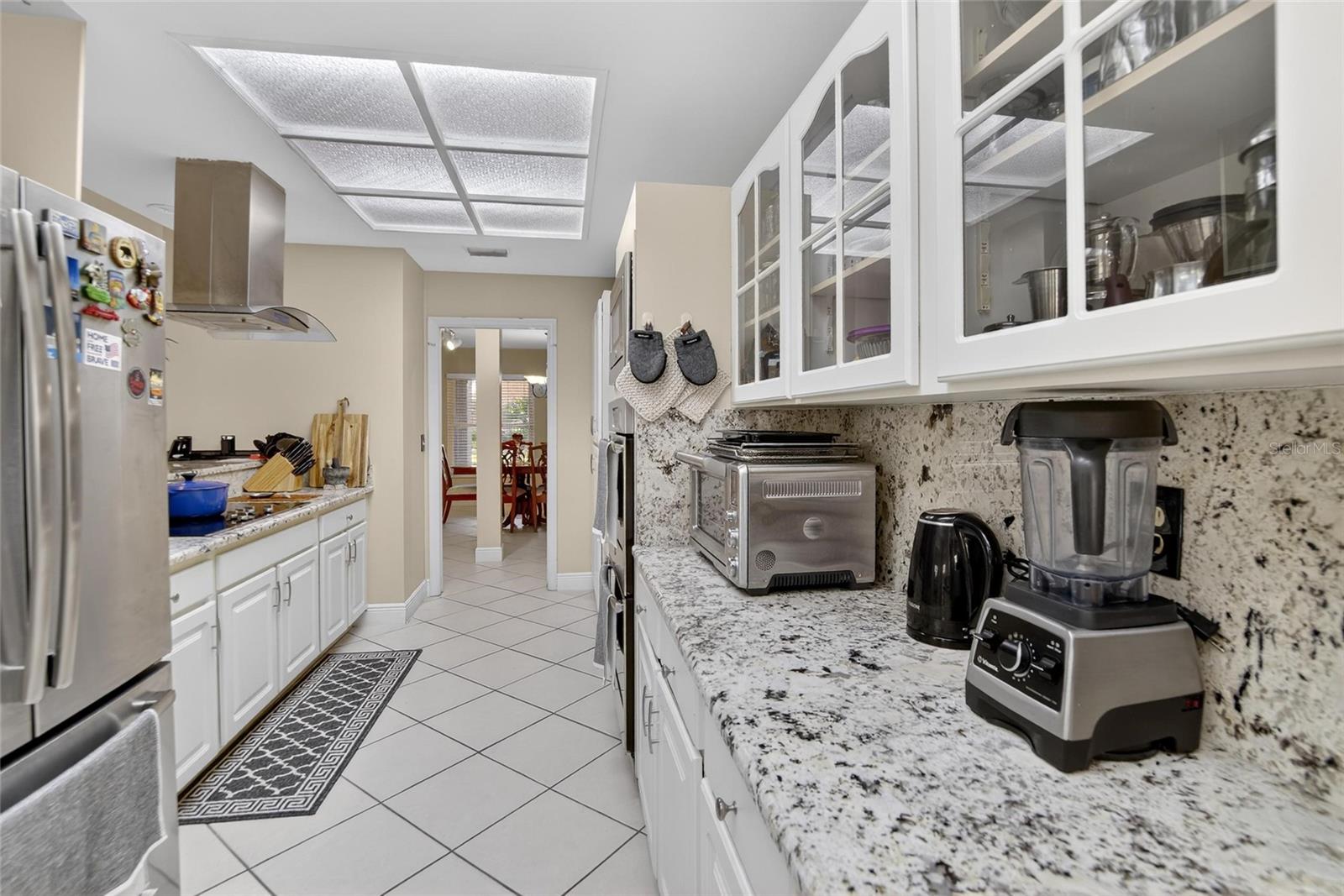 BARRINGTON OAKS EAST - Residential