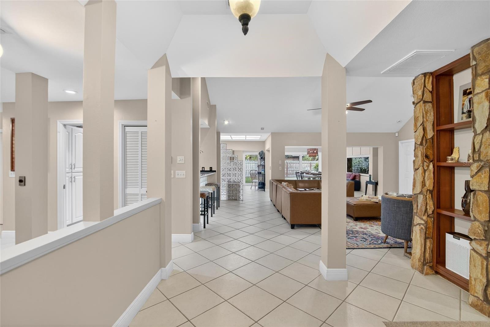 BARRINGTON OAKS EAST - Residential