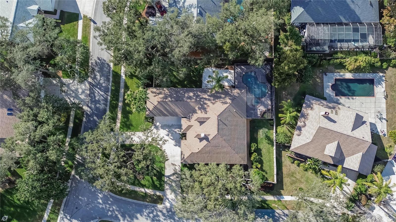 BARRINGTON OAKS EAST - Residential