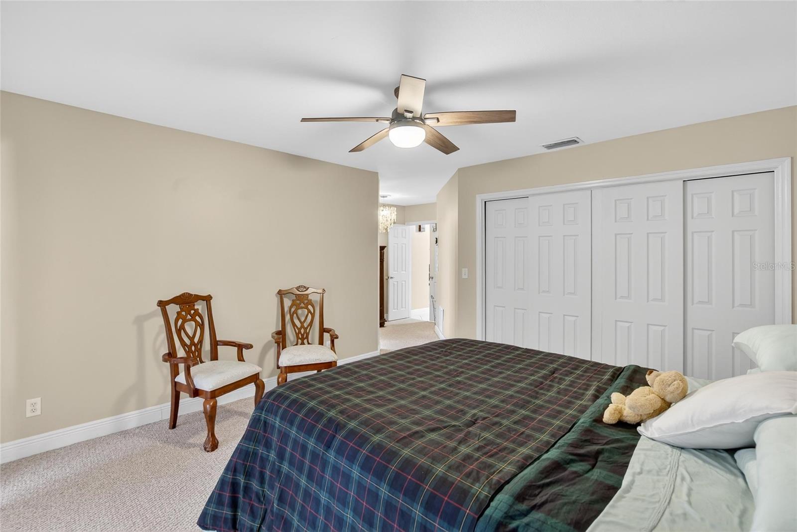 BARRINGTON OAKS EAST - Residential