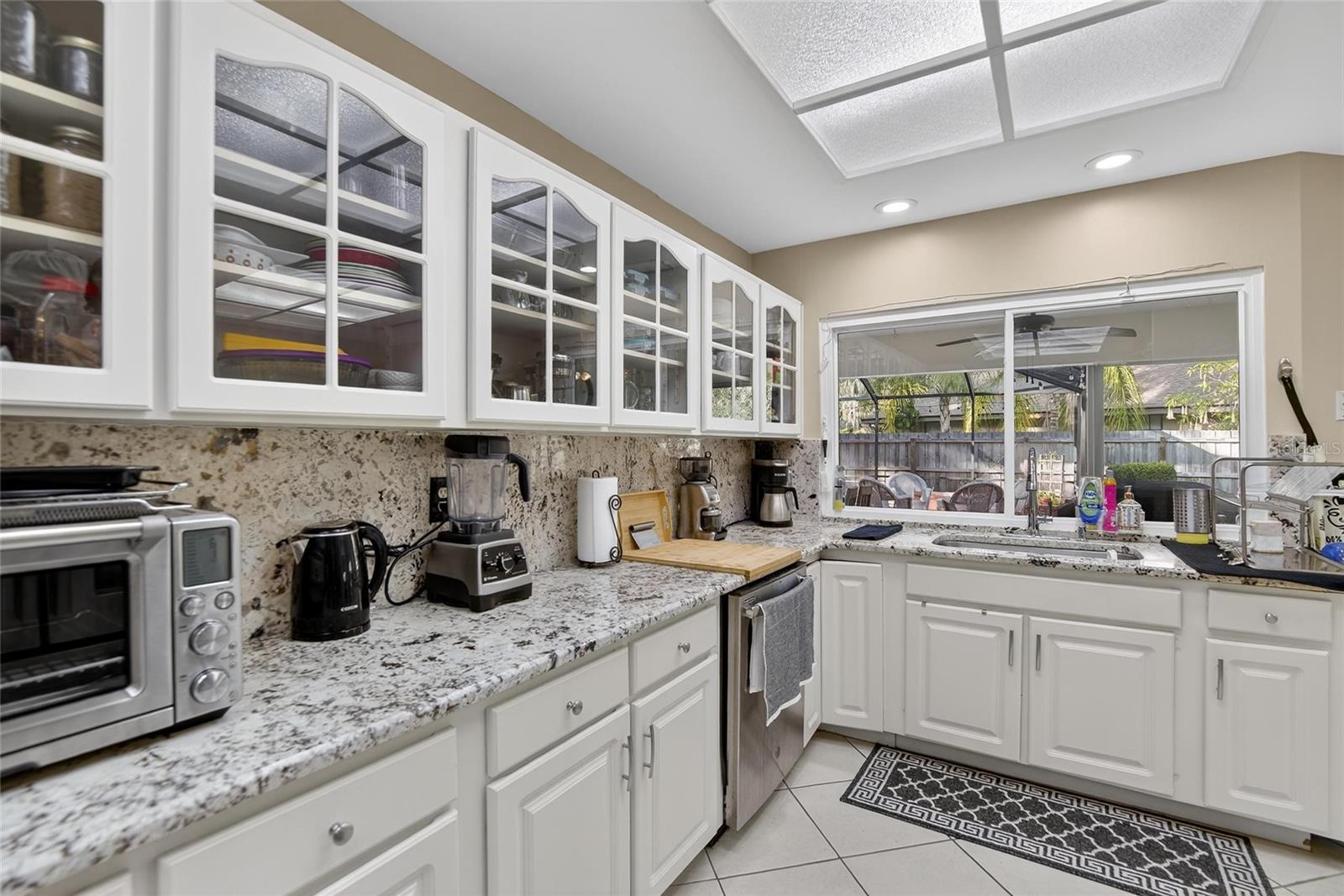 BARRINGTON OAKS EAST - Residential