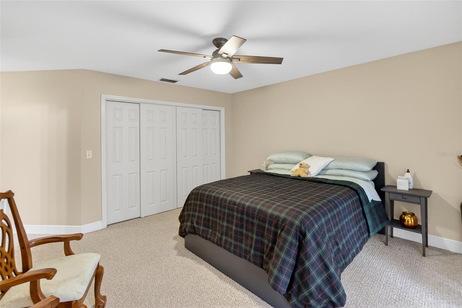 BARRINGTON OAKS EAST - Residential