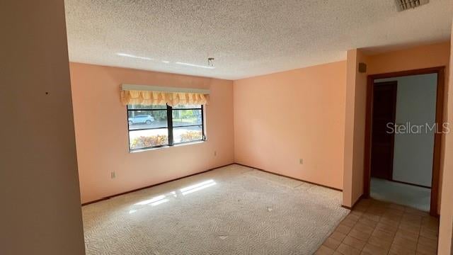 Photo of 505 Village Oak Drive, Tarpon Springs, FL 34689 (MLS # TB8556941)