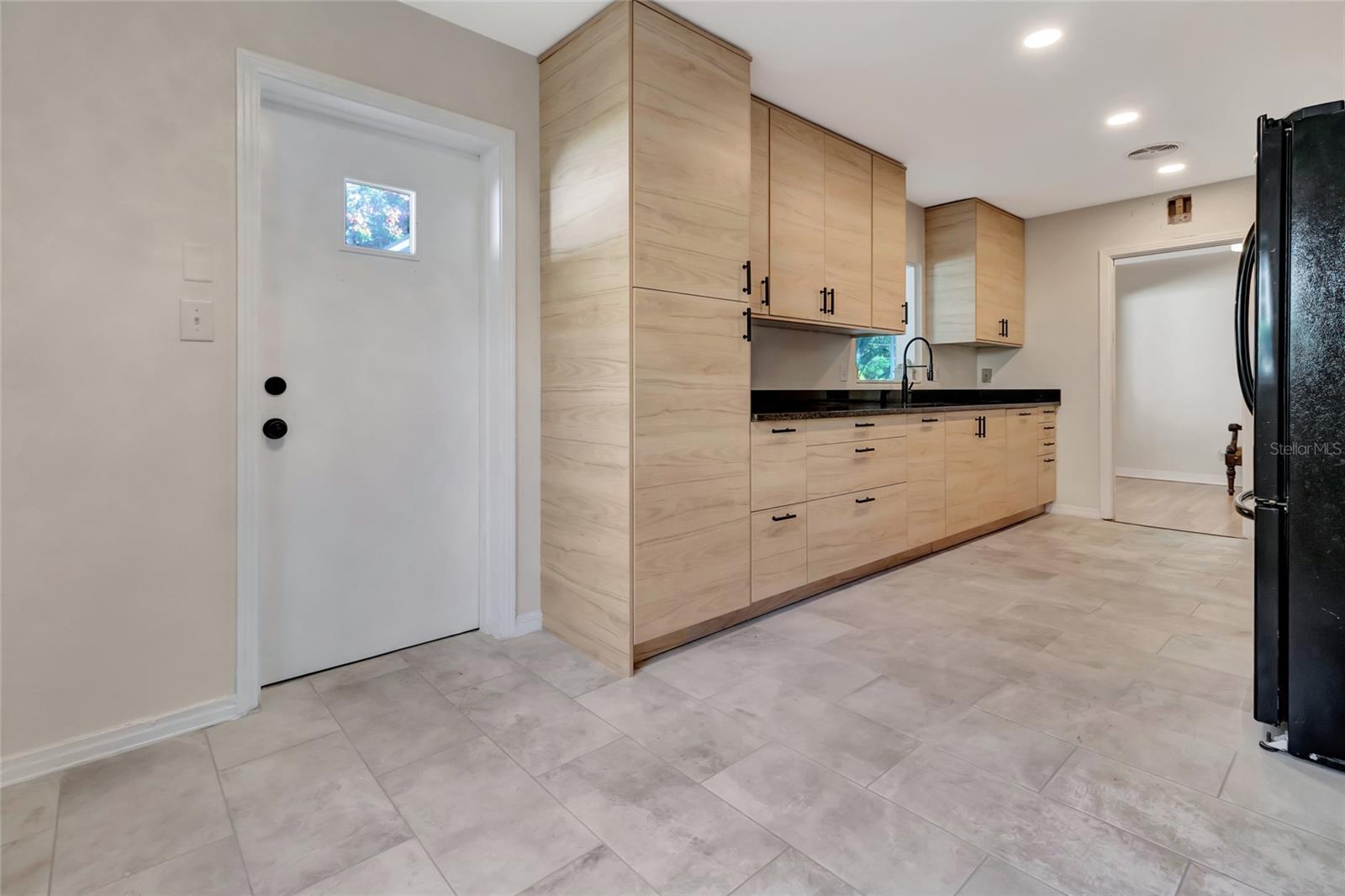 COLONIAL PARK SUB - Residential