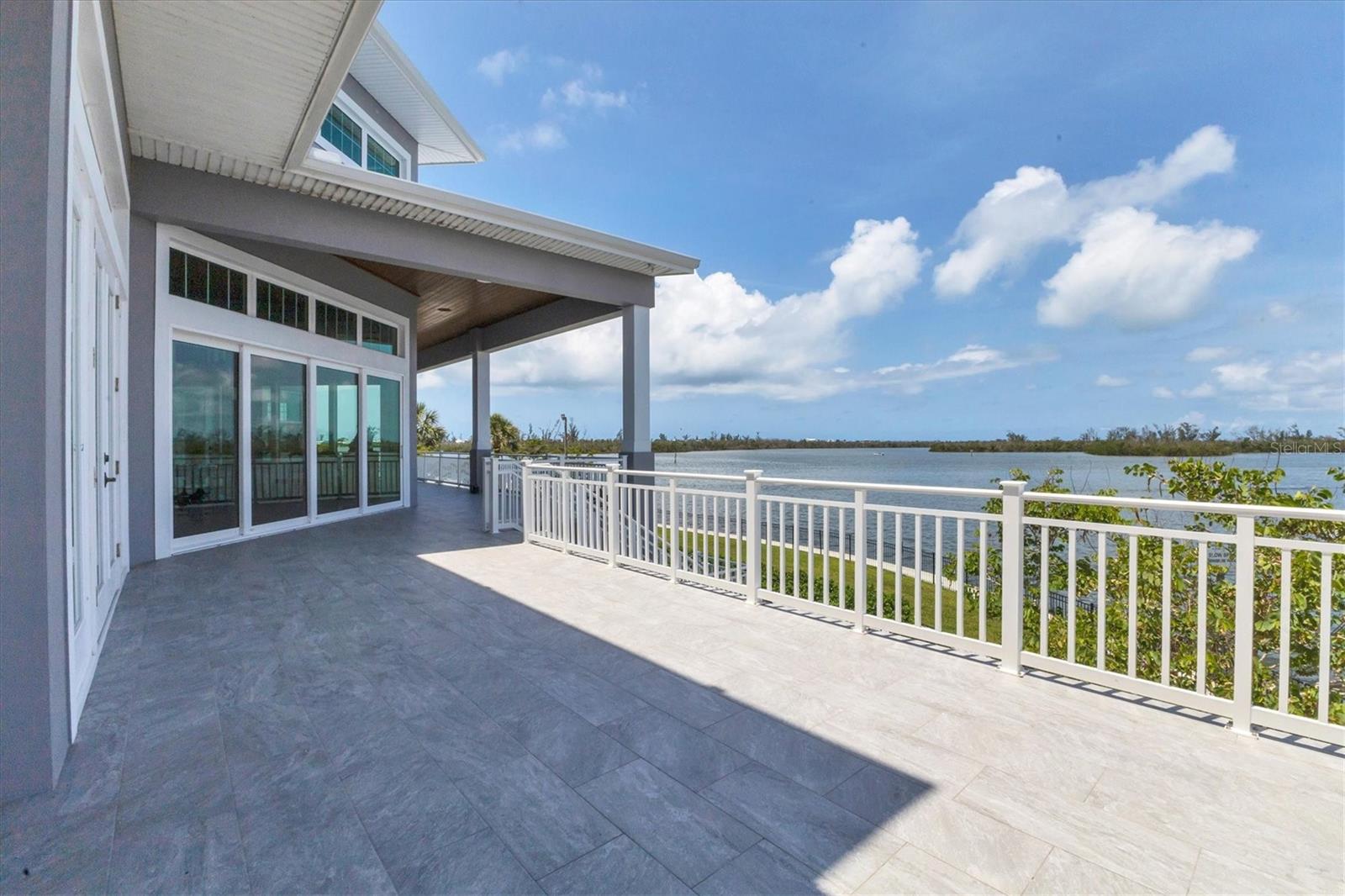 CAPE HAZE SUB - Residential