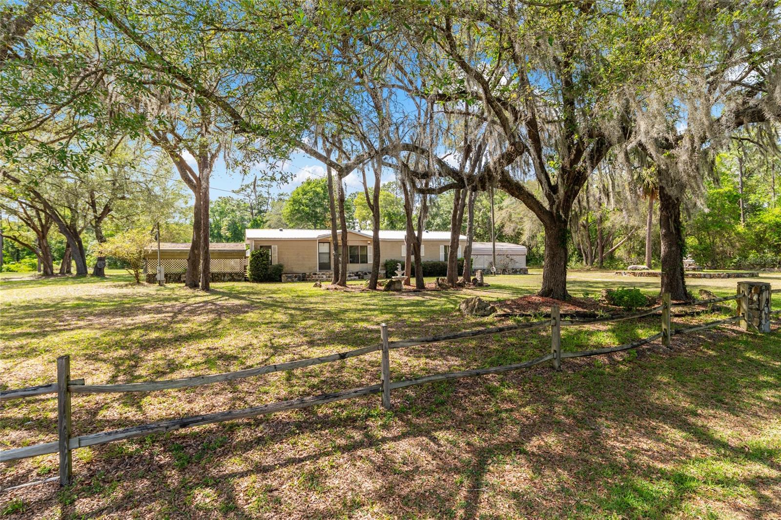 FLORIDA HIGHLANDS - Residential