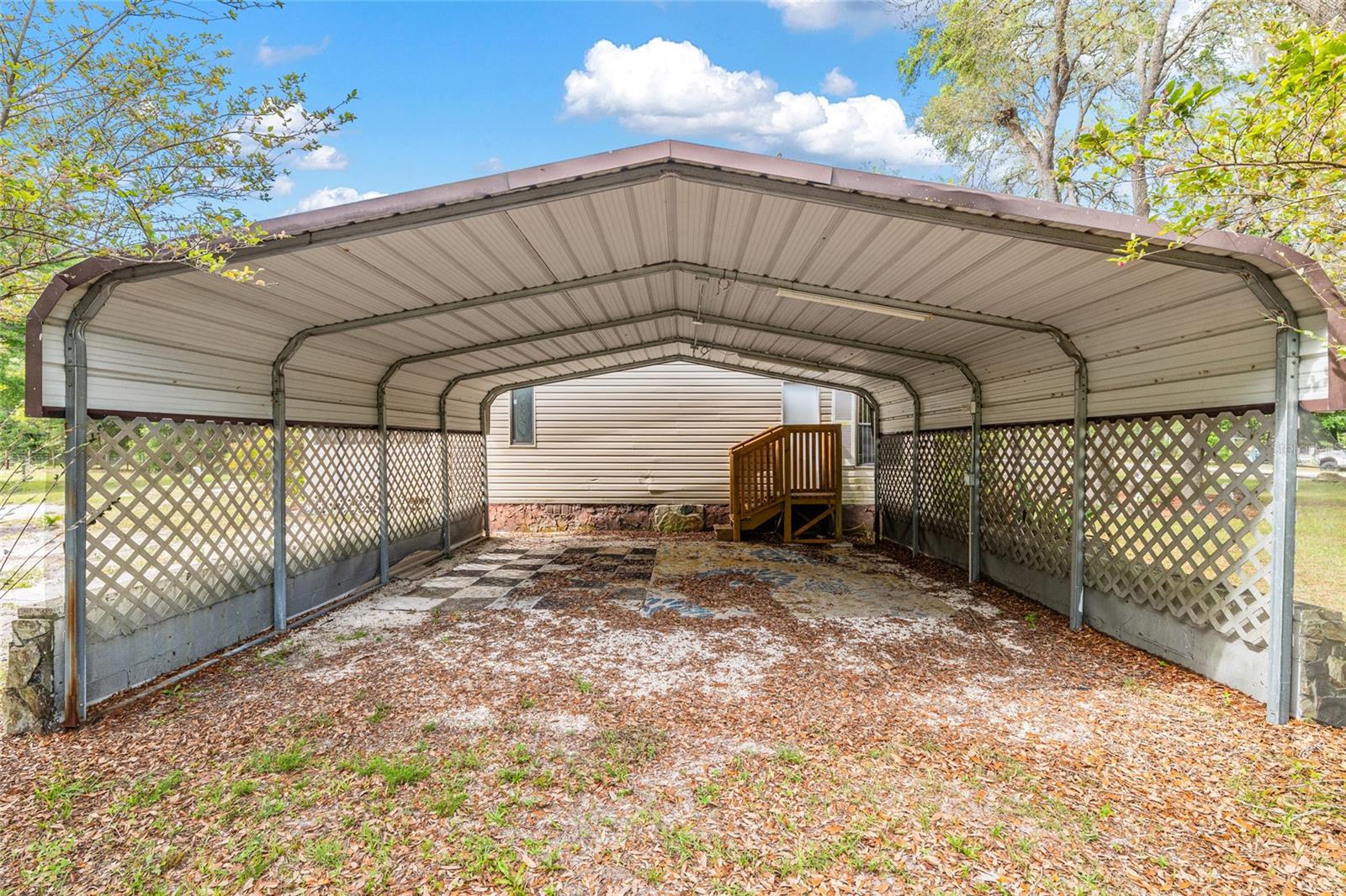 FLORIDA HIGHLANDS - Residential