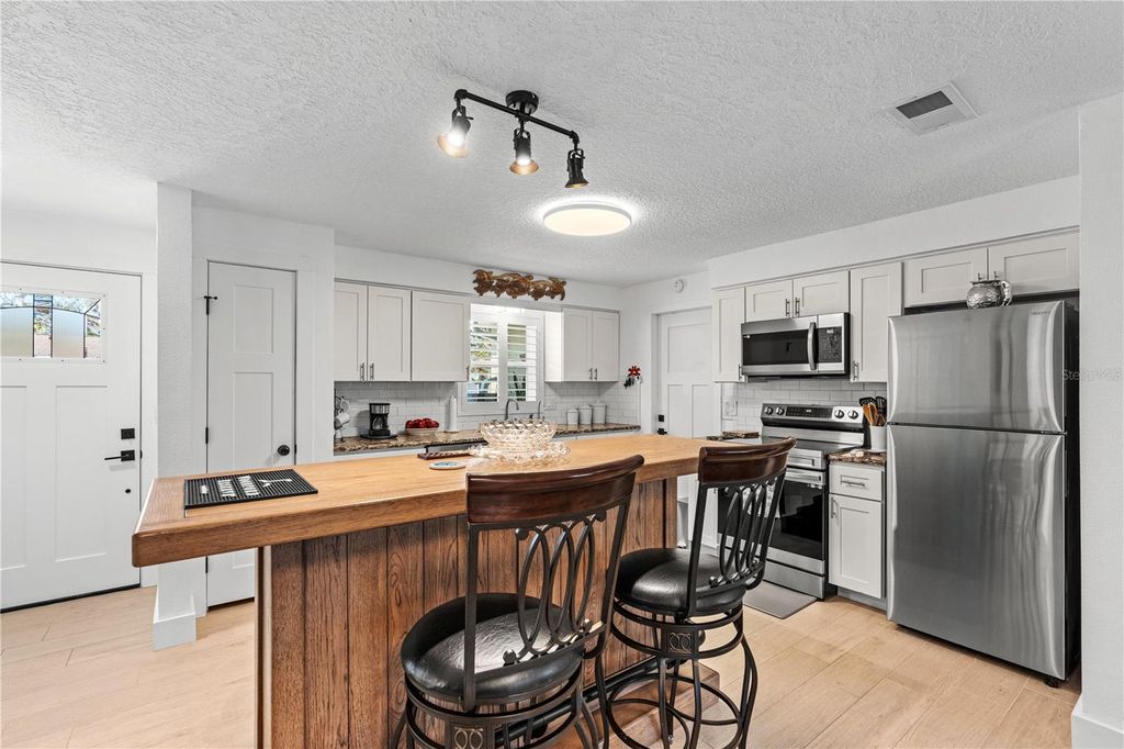 Photo of 2005 Oriole Lane, South Daytona, FL 32119 (MLS # FC316259)