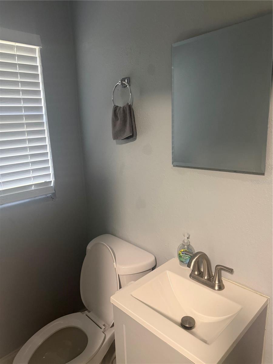 WELLSWORTH PARK - Residential Lease