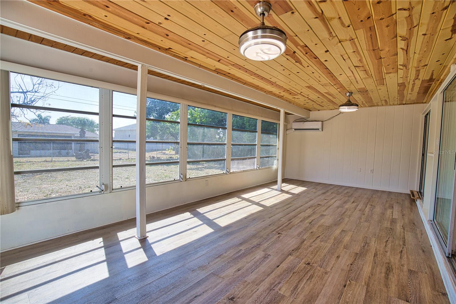 OVERBROOK GARDENS - Residential