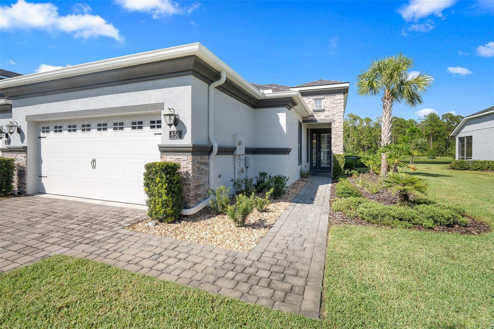 856 PINEWOOD DRIVE