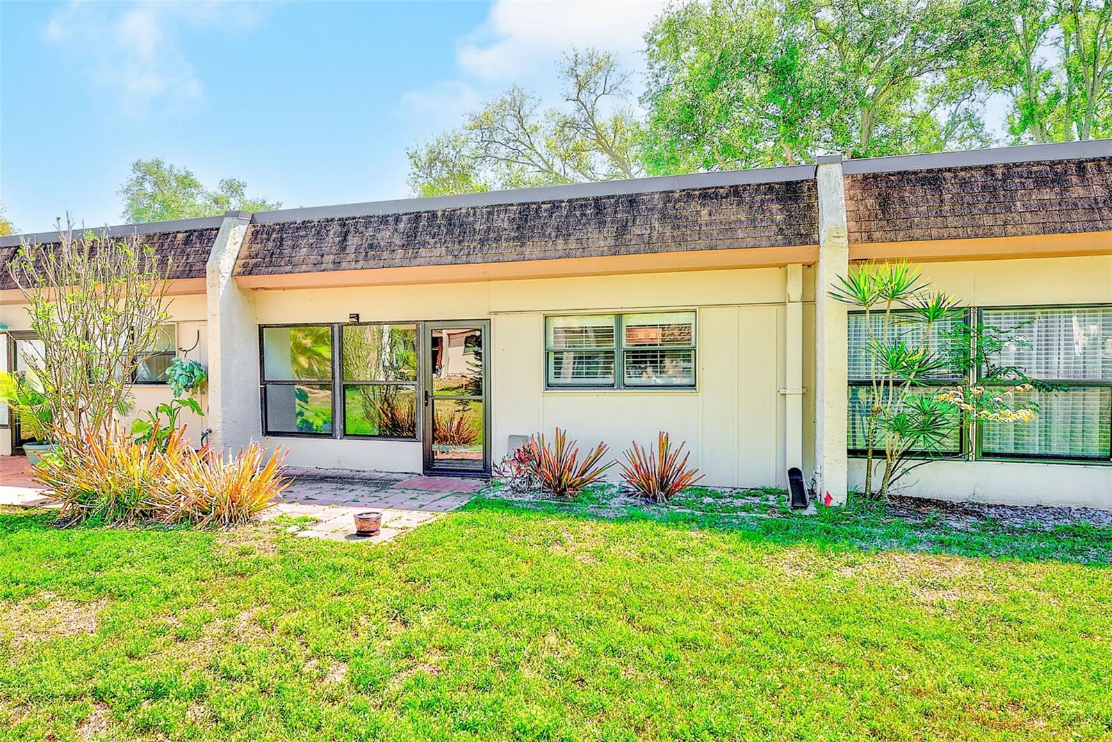 MISSION HILLS CONDO - Residential