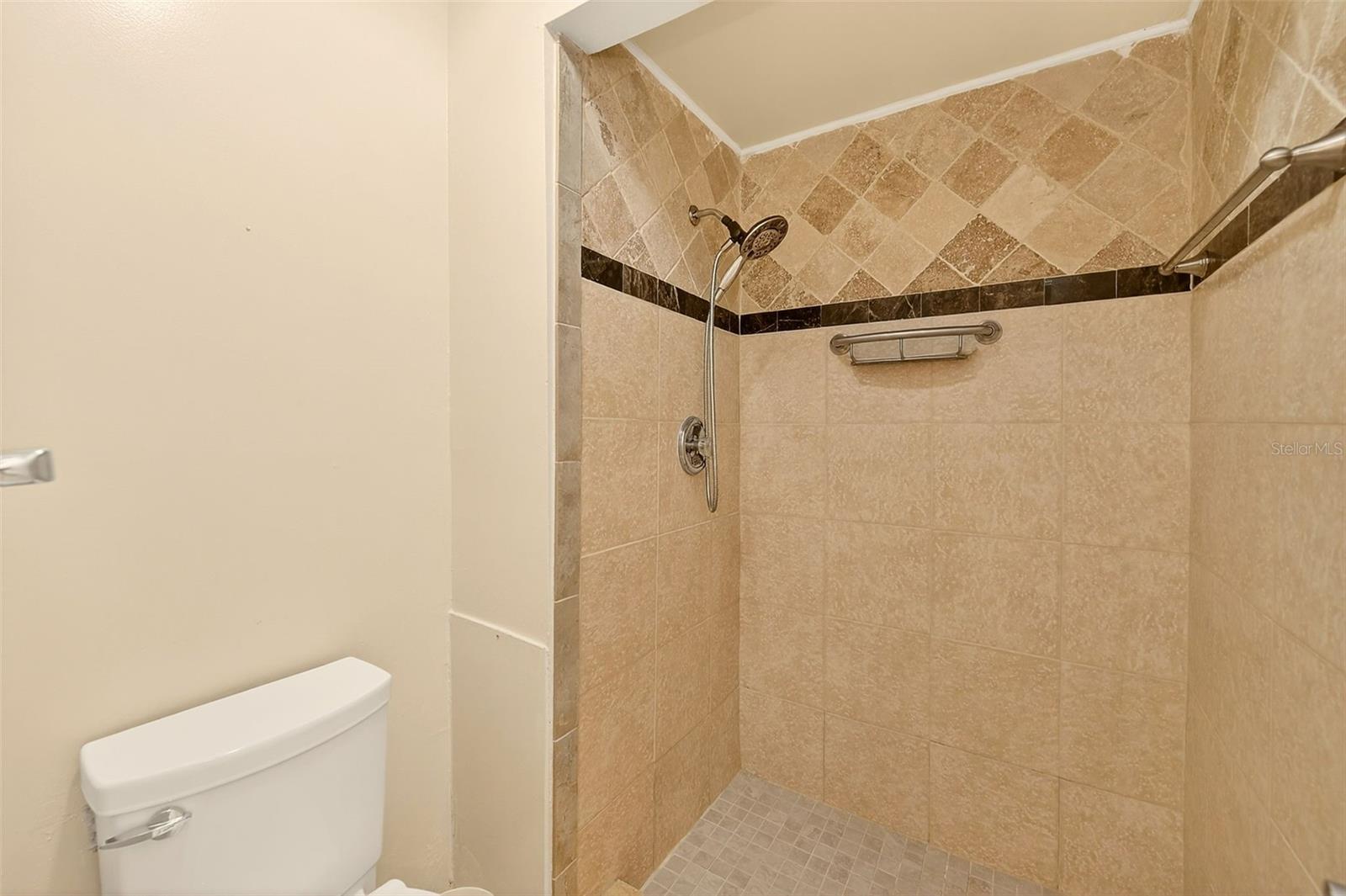 MISSION HILLS CONDO - Residential