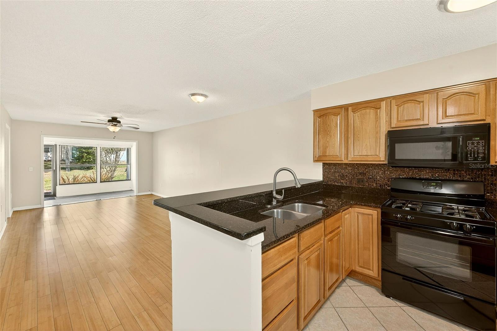 MISSION HILLS CONDO - Residential