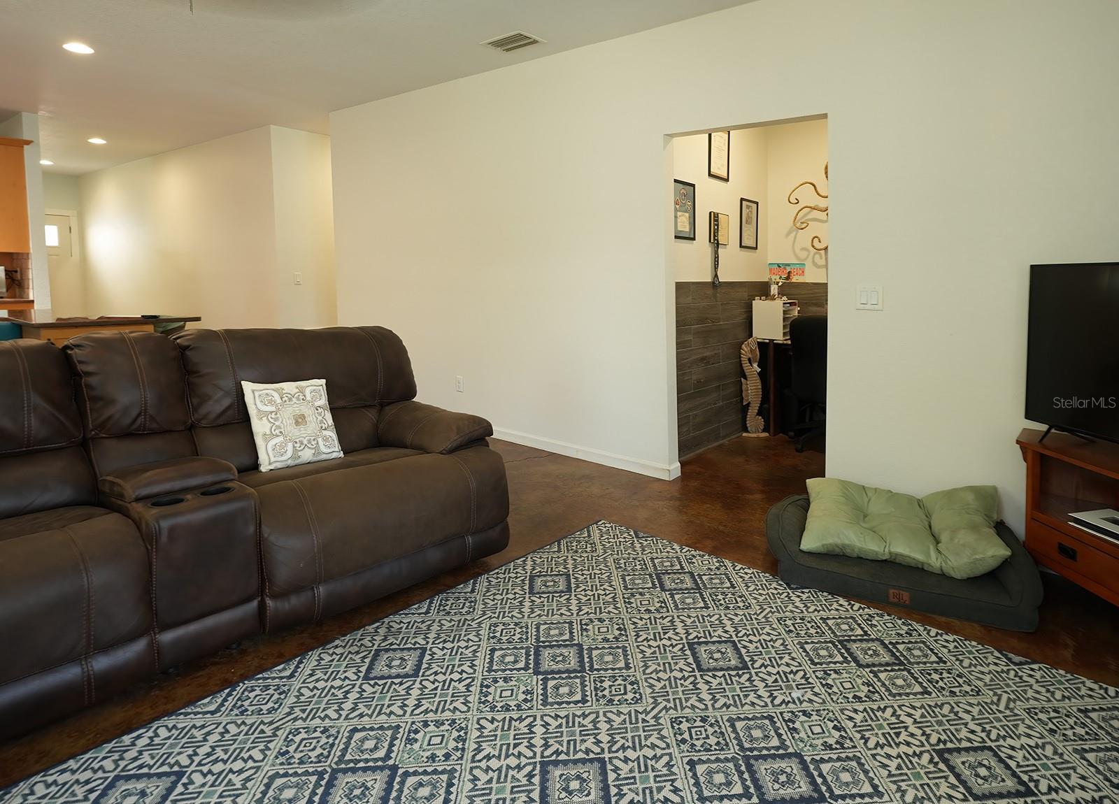 ACREAGE & UNREC - Residential