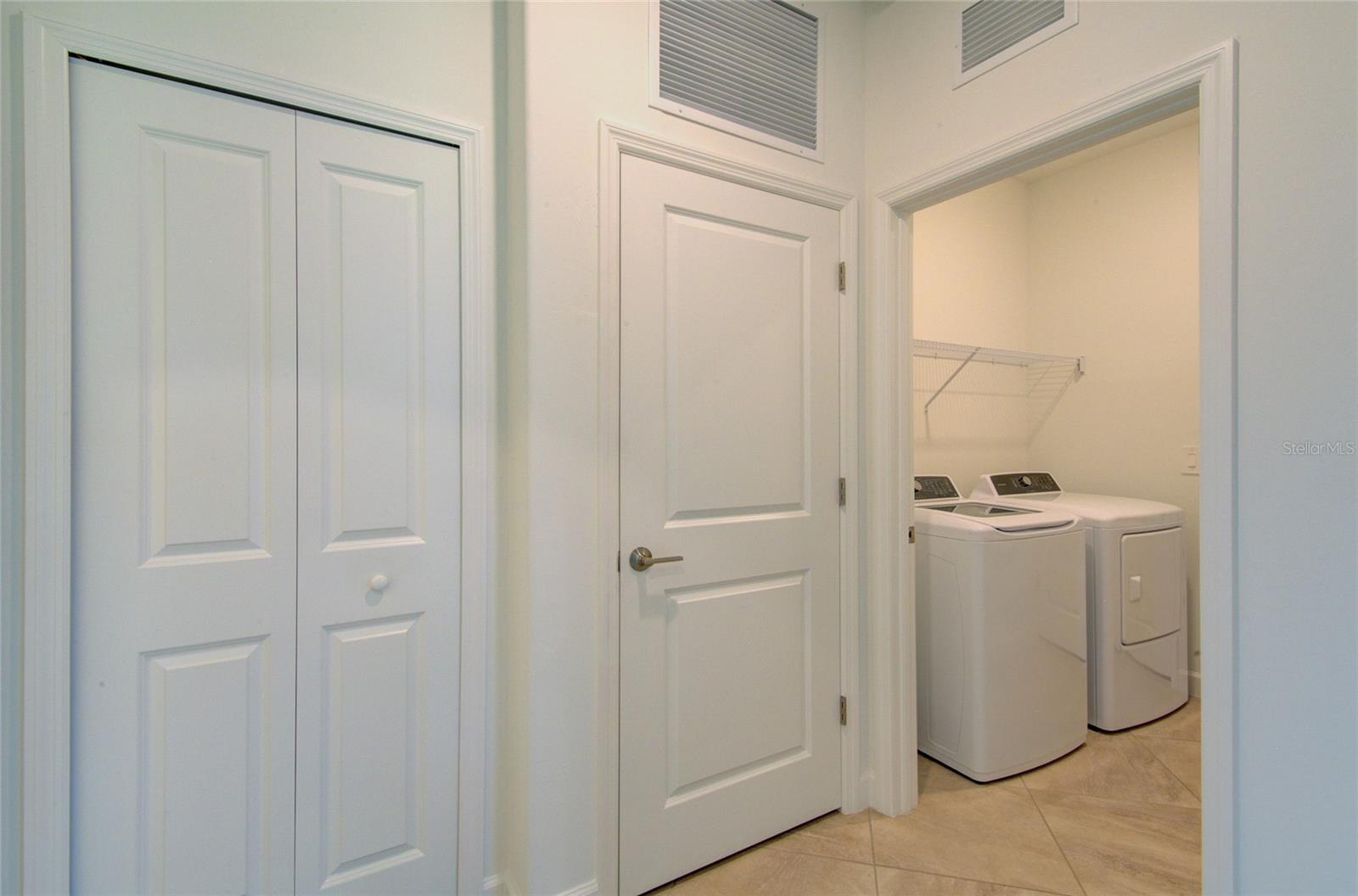LORRAINE LAKES PH I - Residential Lease