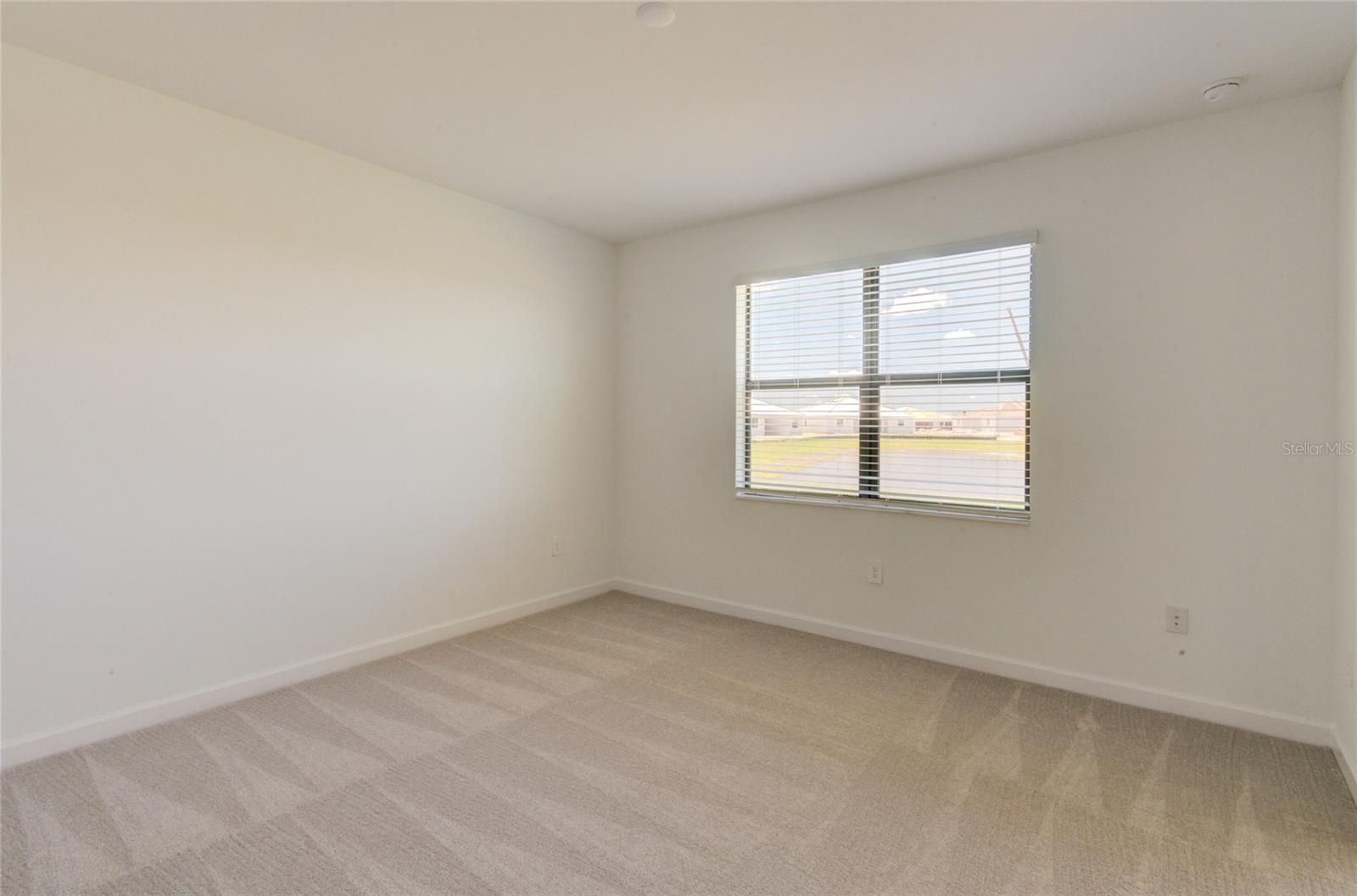 LORRAINE LAKES PH I - Residential Lease